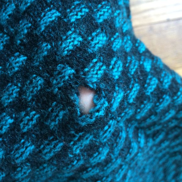 Fitted Sweater Turquoise Black Check – Unusual! - Picture 7 of 7